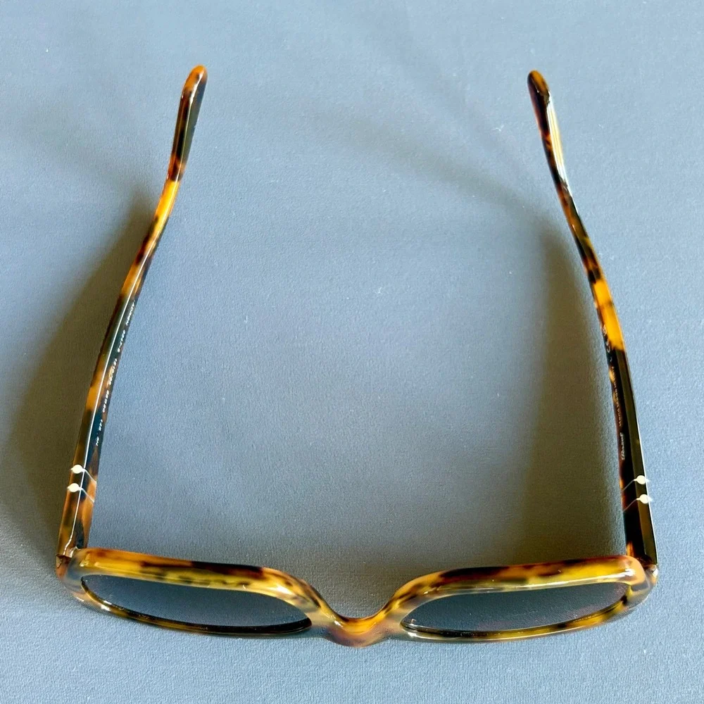 Persol Adrien  Havana Tortoise Sunglasses | Brown PO3347S | Italy | 1210/33